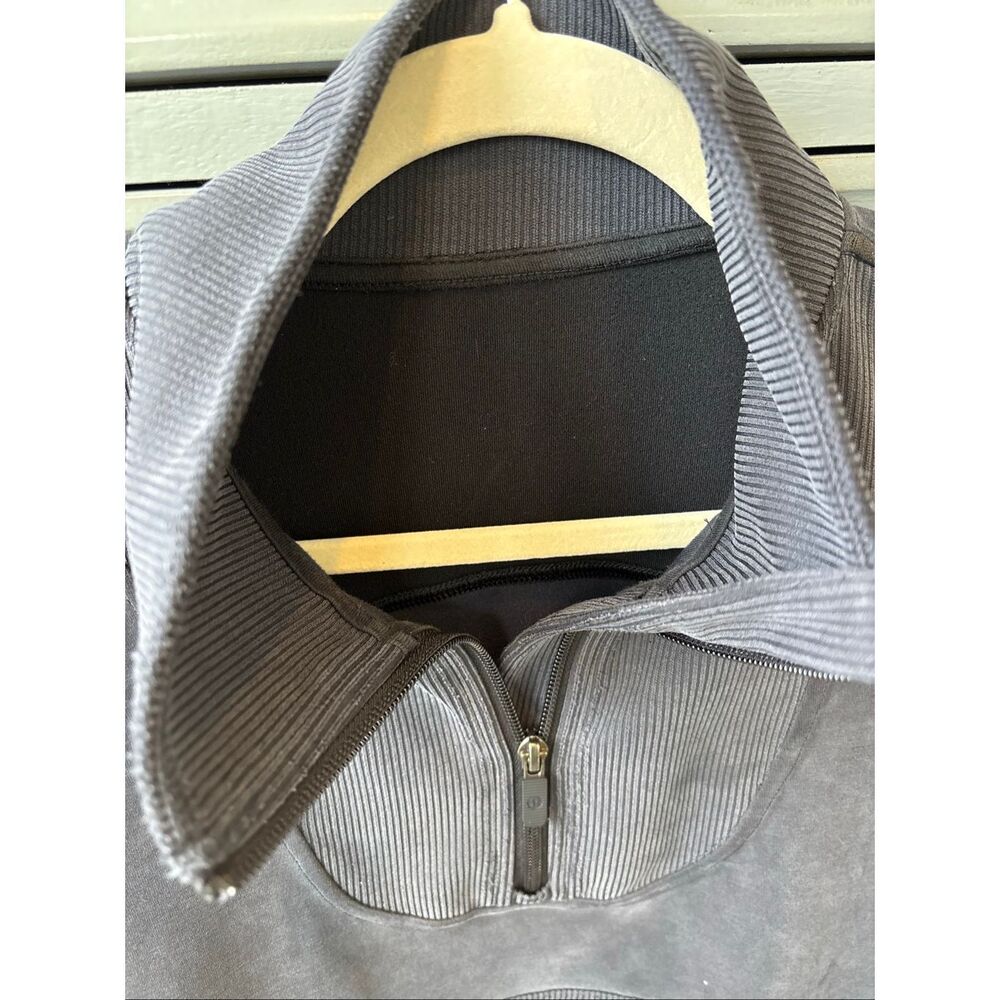 LULULEMON Brushed Softstreme Half Zip Sz 8, $130 G18 - Picture 8 of 12
